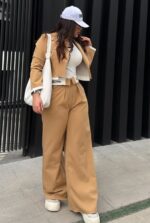کت کراپ وشلوار راسته مارکدار کد 1049