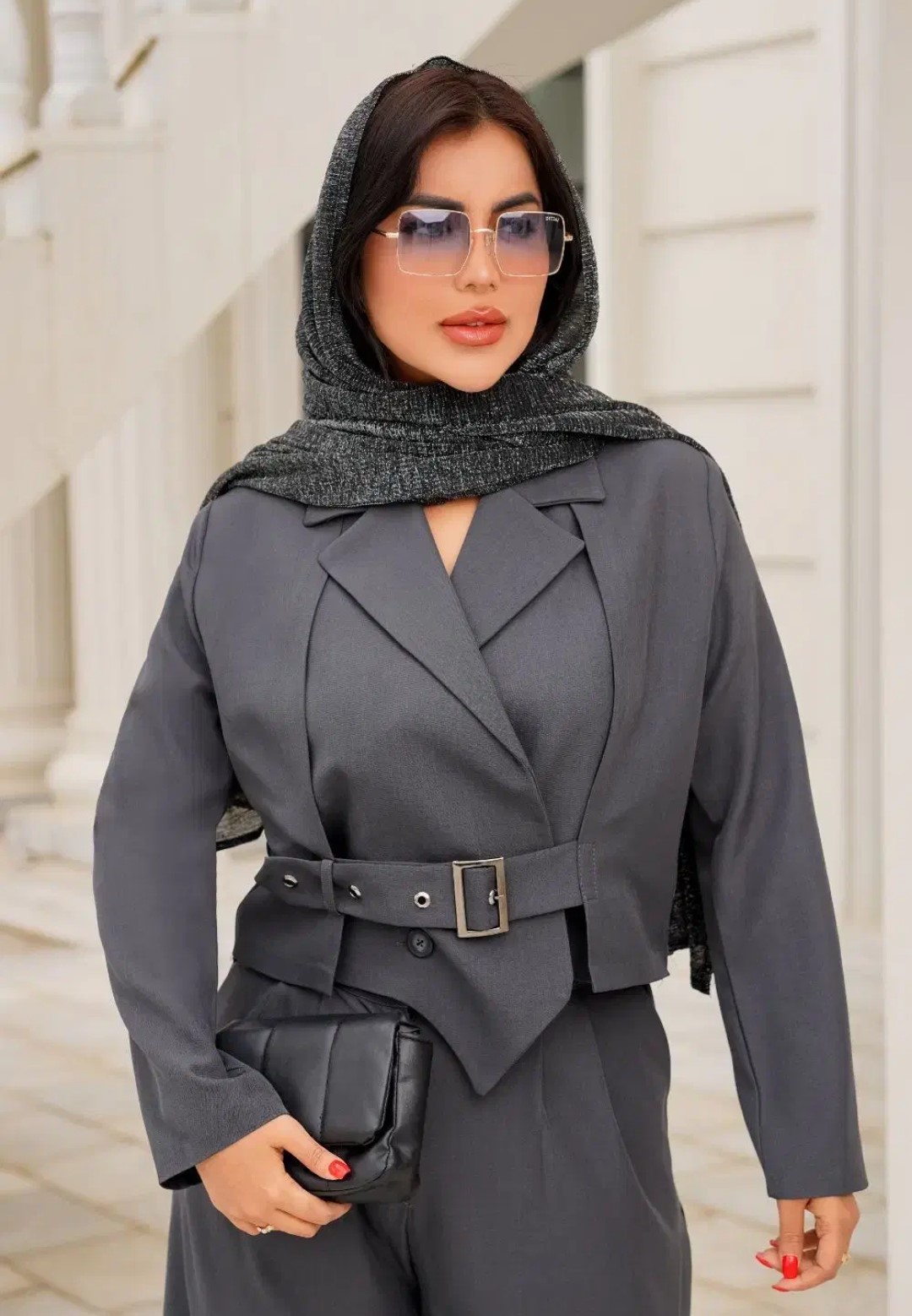 Screenshot_2026-03-15-00-16-34-846_ir.divar کت کراپ یقه انگلیسی طرح جلیقه کد ۱۰۷۵ - تصویر 1